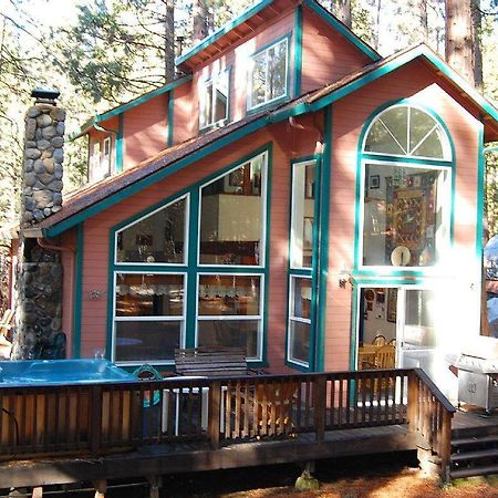 Bear Crossing Villa Wawona Exterior photo