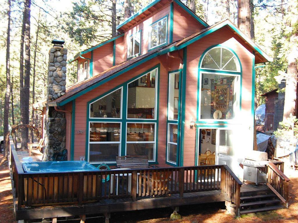 Bear Crossing Villa Wawona Exterior photo